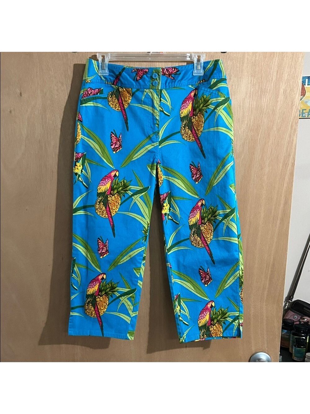 Bill Blass Blue Stretch Pants with Parrot Designs
